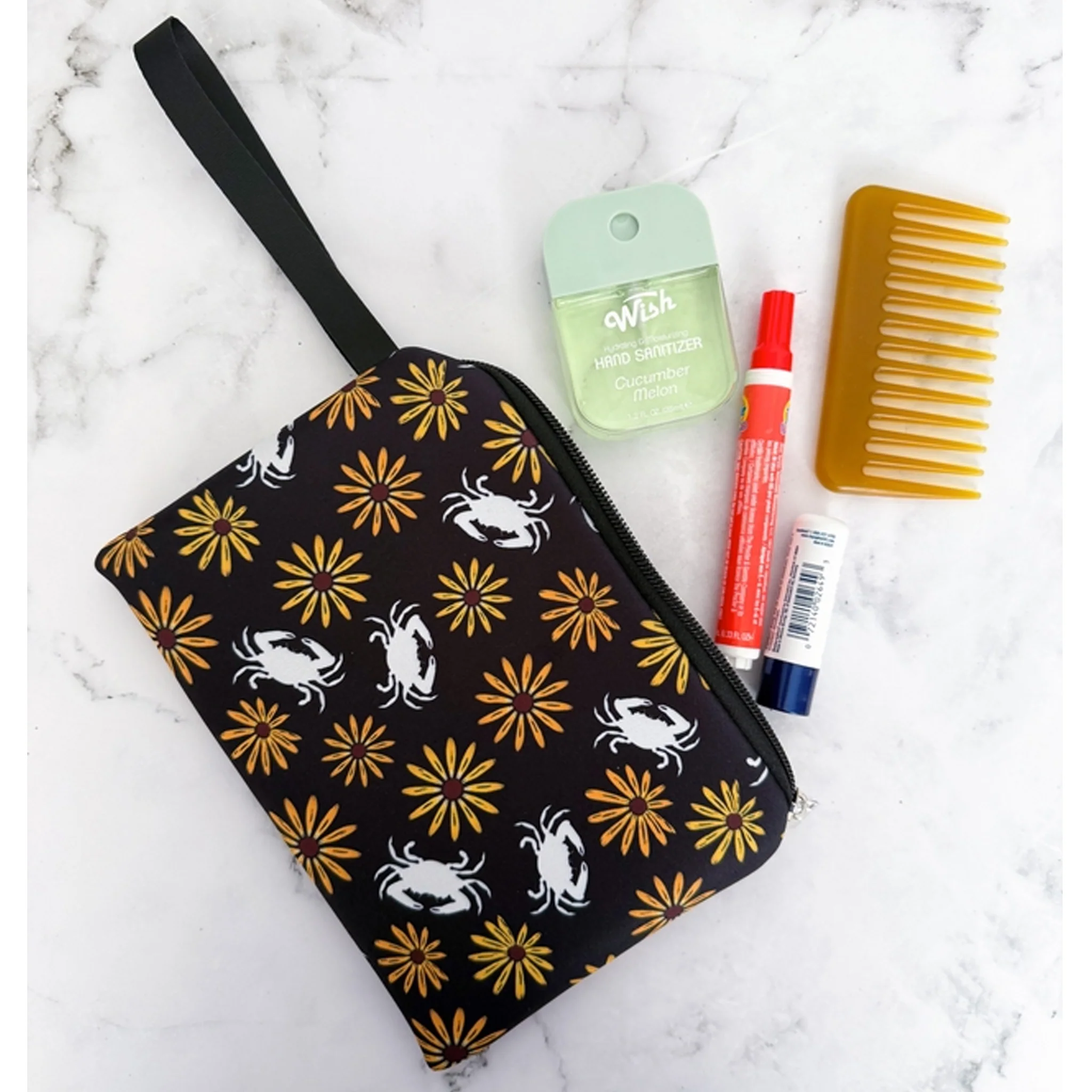 Maryland Black Eyed Susan Flower & Crab Black Travel Bag - Image 2